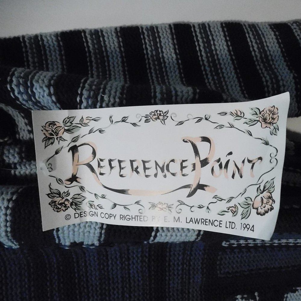 Reference Point Long Sweater, Small - Picture 4 of 5
